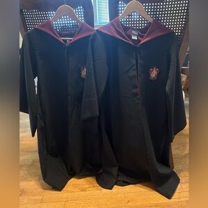 Universal Studios Gryffindor Robe Size 3XS Black and Red Hooded Robes (2)